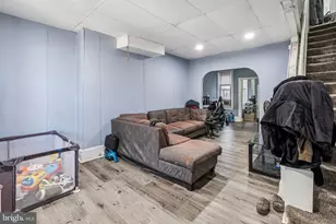 1379 Narragansett St, Philadelphia, PA 19138 - Photo 10