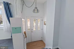 12858 Elnora Rd, Philadelphia, PA 19154 - Photo 2