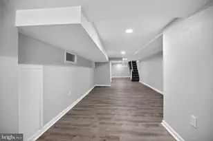 226 E Sydney St, Philadelphia, PA 19119 - Photo 26