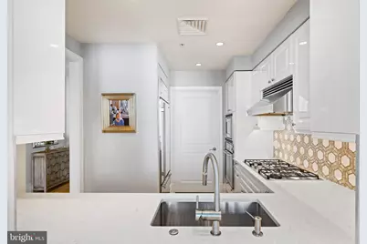 130 S 18th Street #1402, Philadelphia, PA 19103 - Photo 16