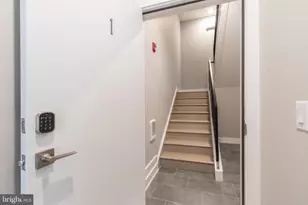 2339 N 10th St, Philadelphia, PA 19133 - Photo 10