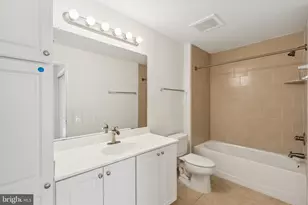 500 Admirals Way, Philadelphia, PA 19146 - Photo 26