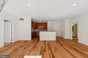 500 Admirals Way, Philadelphia, PA 19146 - Photo 6