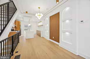 728 Latona St, Philadelphia, PA 19147 - Photo 2