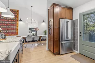 323 E Gowen Ave, Philadelphia, PA 19119 - Photo 8