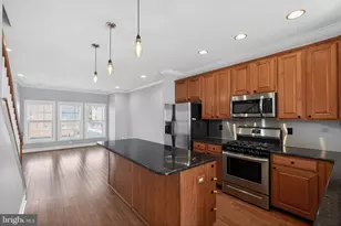 635 Dupont St, Philadelphia, PA 19128 - Photo 2