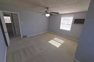 9225 Outlook Ave, Philadelphia, PA 19114 - Photo 30