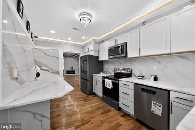 2046 Dennie Street, Philadelphia, PA 19140 - Photo 16