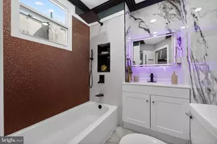 2046 Dennie St, Philadelphia, PA 19140 - Photo 24