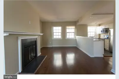 532 Spruce Street #10, Philadelphia, PA 19106 - Photo 2