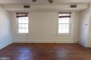 916 Spruce St, Philadelphia, PA 19107 - Photo 8