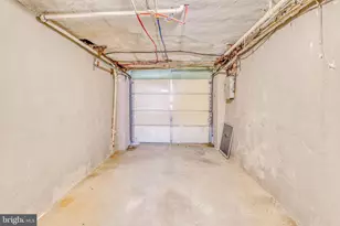 588 E Godfrey Ave, Philadelphia, PA 19120 - Photo 30