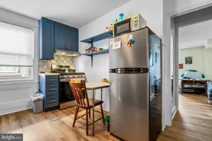 711 Corinthian Ave, Philadelphia, PA 19130 - Photo 1