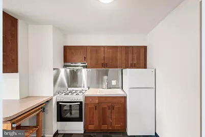 604 S Washington Square #418, Philadelphia, PA 19106 - Photo 4