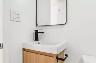 1223 Spruce St, Philadelphia, PA 19107 - Photo 20