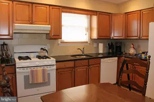 7902 Brous Ave, Philadelphia, PA 19152 - Photo 14