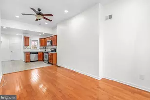 1504 Brown St, Philadelphia, PA 19130 - Photo 4