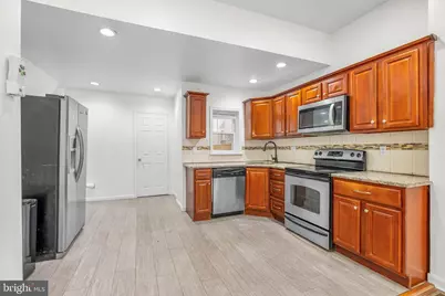 1504 Brown Street, Philadelphia, PA 19130 - Photo 2