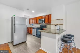 1504 Brown St, Philadelphia, PA 19130 - Photo 20