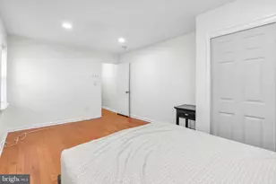 1504 Brown St, Philadelphia, PA 19130 - Photo 14