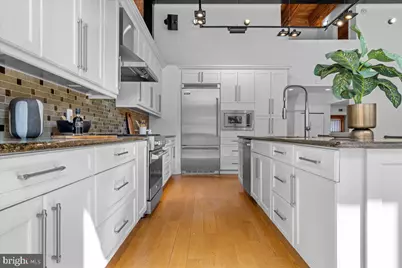 314 Fitzwater Street, Philadelphia, PA 19147 - Photo 12