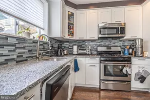 1152 S 7th St, Philadelphia, PA 19147 - Photo 8