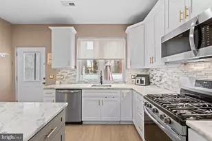 505 N 41st St, Philadelphia, PA 19104 - Photo 6