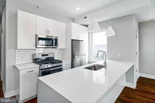 1527 Ridge Ave, Philadelphia, PA 19130 - Photo 10