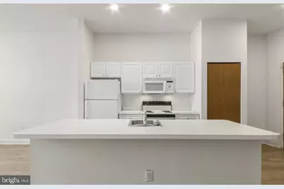 1300 Chestnut Street #604, Philadelphia, PA 19107 - Photo 8