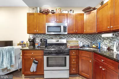 1631 W Girard Avenue, Philadelphia, PA 19130 - Photo 8