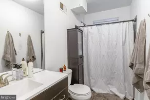 1631 W Girard Ave, Philadelphia, PA 19130 - Photo 34