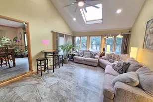 8908 Springview Rd, Philadelphia, PA 19111 - Photo 4