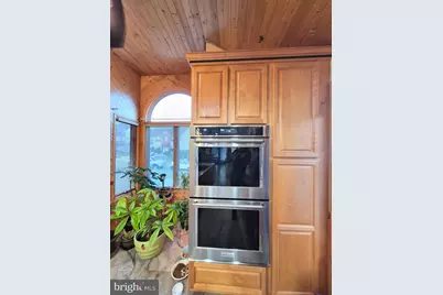 8908 Springview Road, Philadelphia, PA 19111 - Photo 18