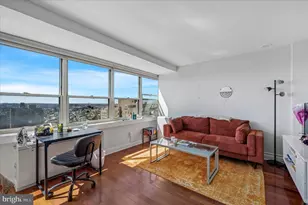 1810 Rittenhouse Square, Philadelphia, PA 19103 - Photo 18