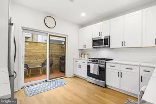 754 N Croskey St, Philadelphia, PA 19130 - Photo 8