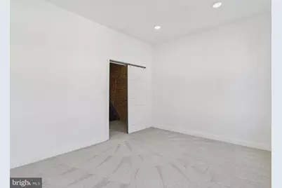 654 N 36th Street, Philadelphia, PA 19104 - Photo 20