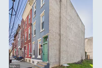 654 N 36th Street, Philadelphia, PA 19104 - Photo 2