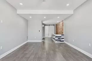 654 N 36th St, Philadelphia, PA 19104 - Photo 24