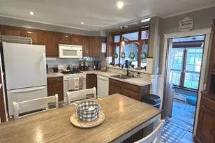 1804 Hoffnagle St, Philadelphia, PA 19152 - Photo 10