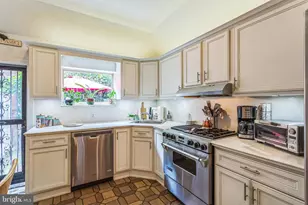 610 Pine St, Philadelphia, PA 19106 - Photo 10