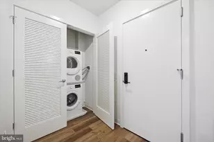 569 N 5th St, Philadelphia, PA 19123 - Photo 16