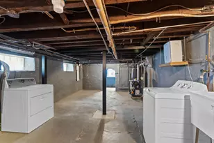 233 E Slocum St, Philadelphia, PA 19119 - Photo 16