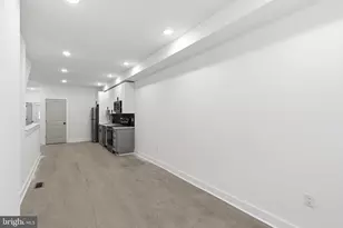 2116 N 7th St, Philadelphia, PA 19122 - Photo 2