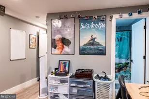 1239 N 19th St, Philadelphia, PA 19121 - Photo 26