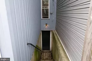 1239 N 19th St, Philadelphia, PA 19121 - Photo 36