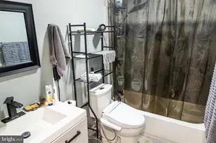 1239 N 19th St, Philadelphia, PA 19121 - Photo 24