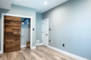1239 N 19th St, Philadelphia, PA 19121 - Photo 16