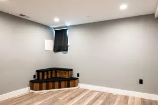 1239 N 19th St, Philadelphia, PA 19121 - Photo 24