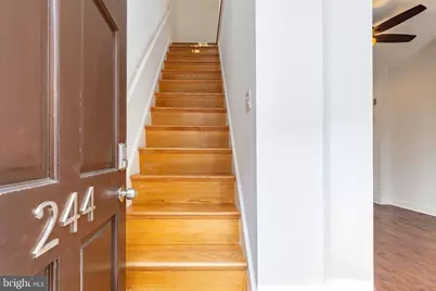244 S 9th Street, Philadelphia, PA 19107 - Photo 24