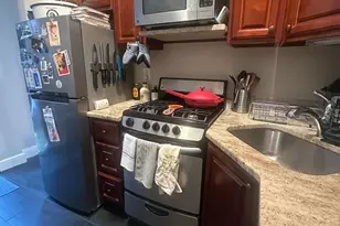 910 Clinton St, Philadelphia, PA 19107 - Photo 10